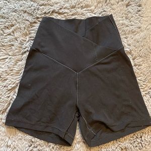 Aerie Offline Crossover Shortie Biker Bike Shorts Size XS High Rise 3” Inseam